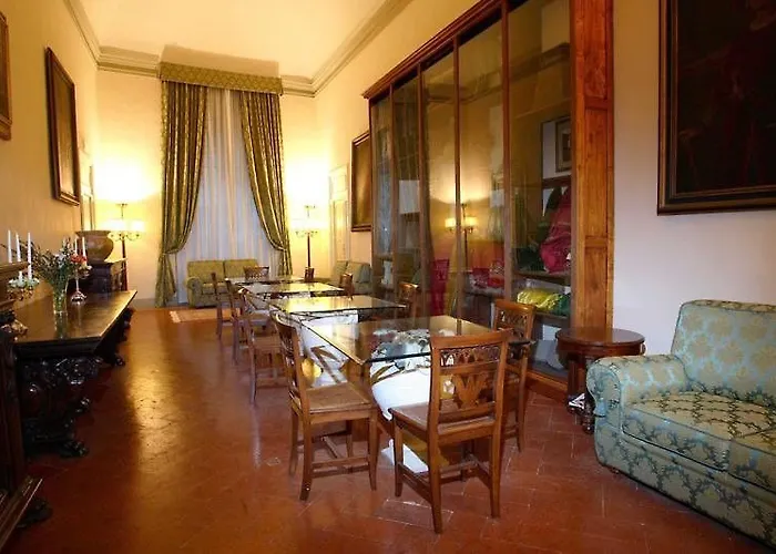 Palazzo Magnani Feroni, - Residenza D'epoca 3*