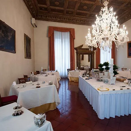 Palazzo Magnani Feroni, - Residenza D'epoca Hotel