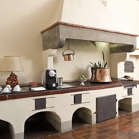 Palazzo Magnani Feroni, - Residenza D'epoca Hotel 3*