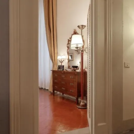 Palazzo Magnani Feroni, - Residenza D'epoca 3* Florencie